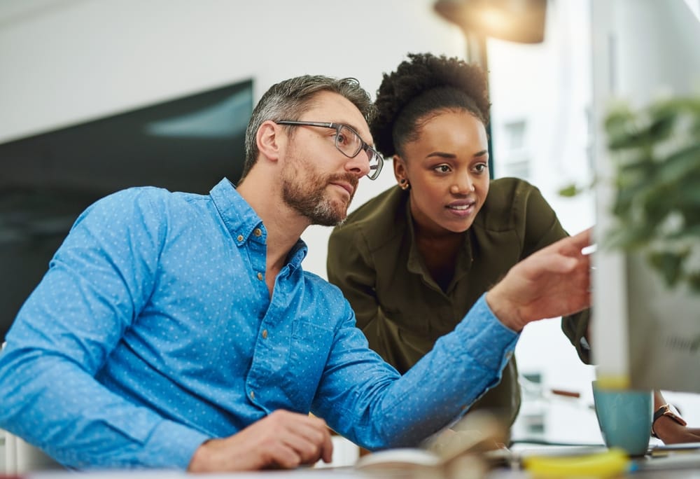 How to Delegate Invoicing and Bookkeeping Without Losing Control 